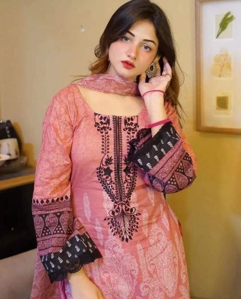 lahore call girl